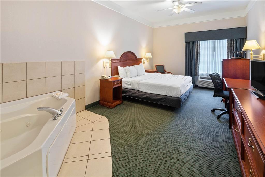 La Quinta Inn&suites Myers I-75 Hotel