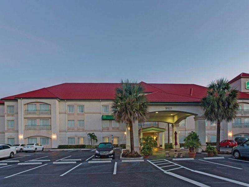 La Quinta Inn&suites Myers I-75 Hotel 3*