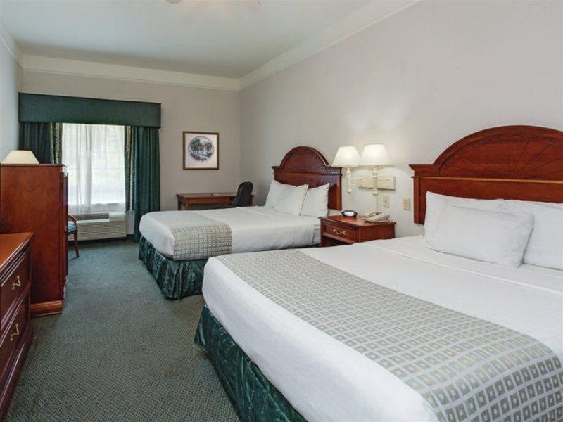 La Quinta Inn&suites Myers I-75 Hotel